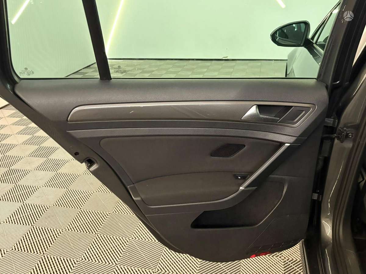 Volkswagen Golf, 1.6 l., Универсал