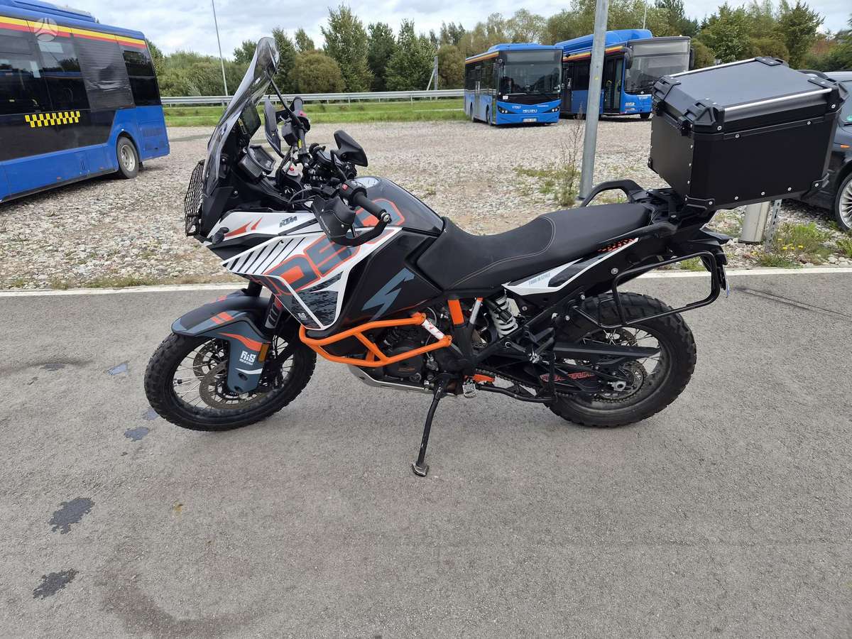 KTM Adventure 1090cc, enduro / adventure