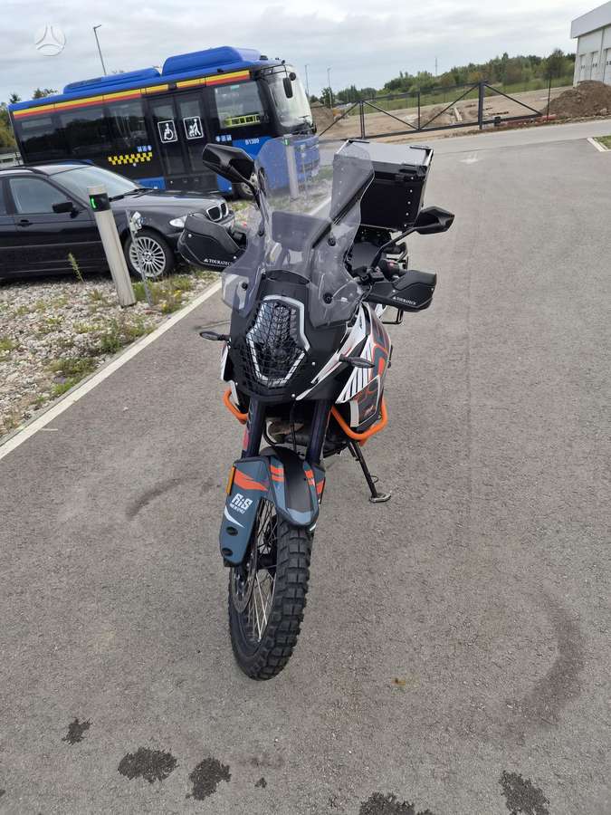 KTM Adventure 1090cc, enduro / adventure