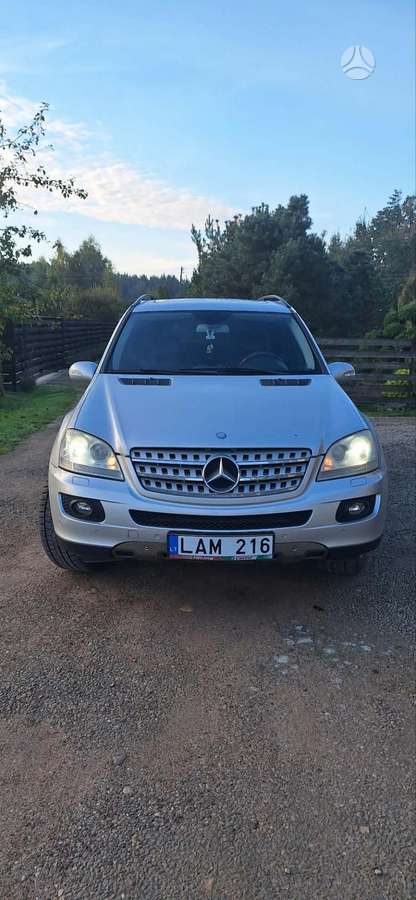 Mercedes-Benz ML320, 2006
