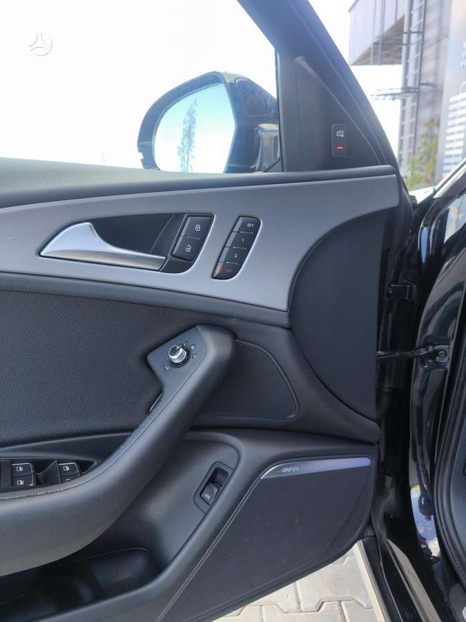 Audi A6 allroad, 3.0 l., Универсал