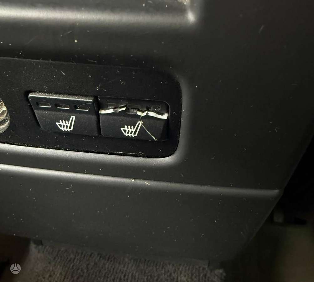 Volvo V70, universalas