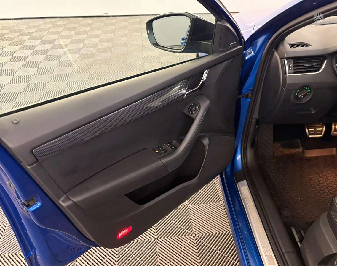 Skoda Octavia, 2.0 l., hatchback