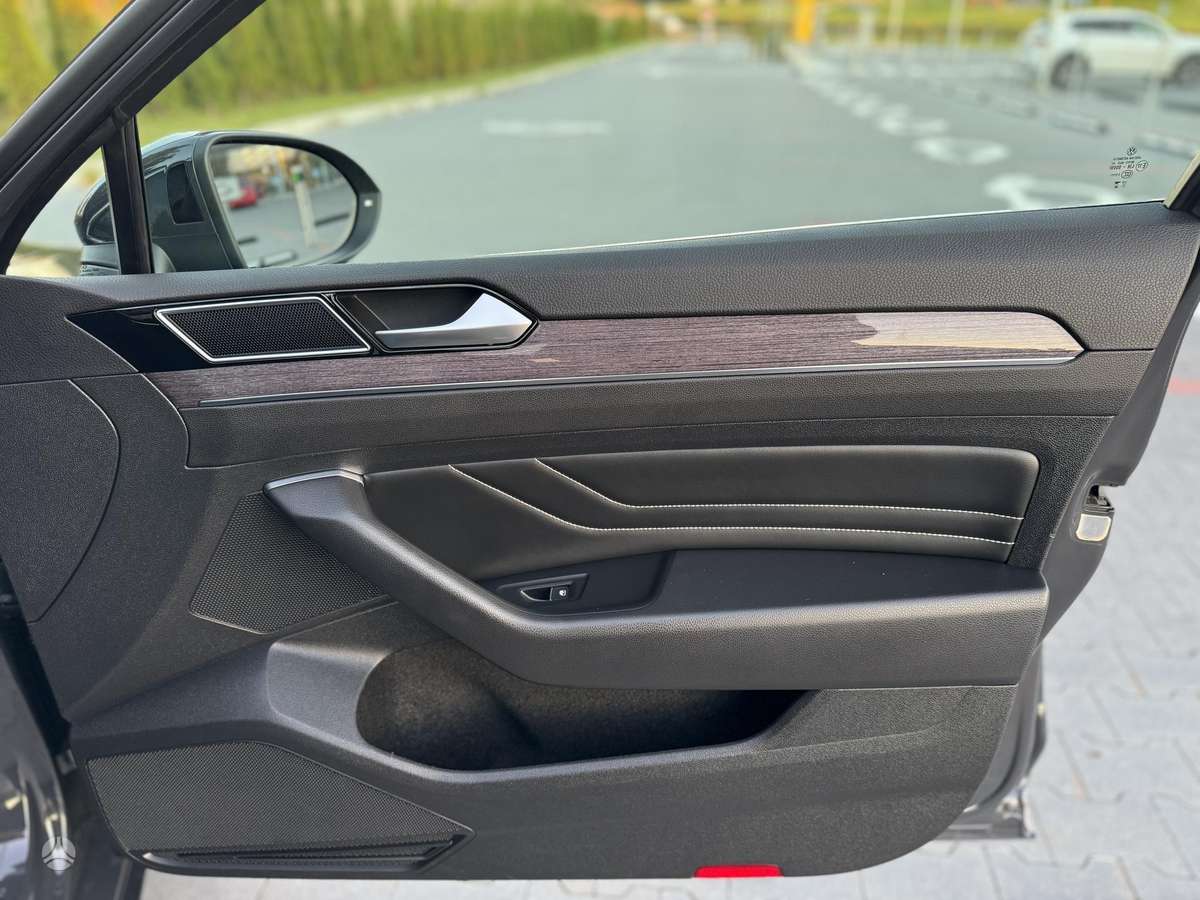 Volkswagen Passat, 2.0 l., Универсал