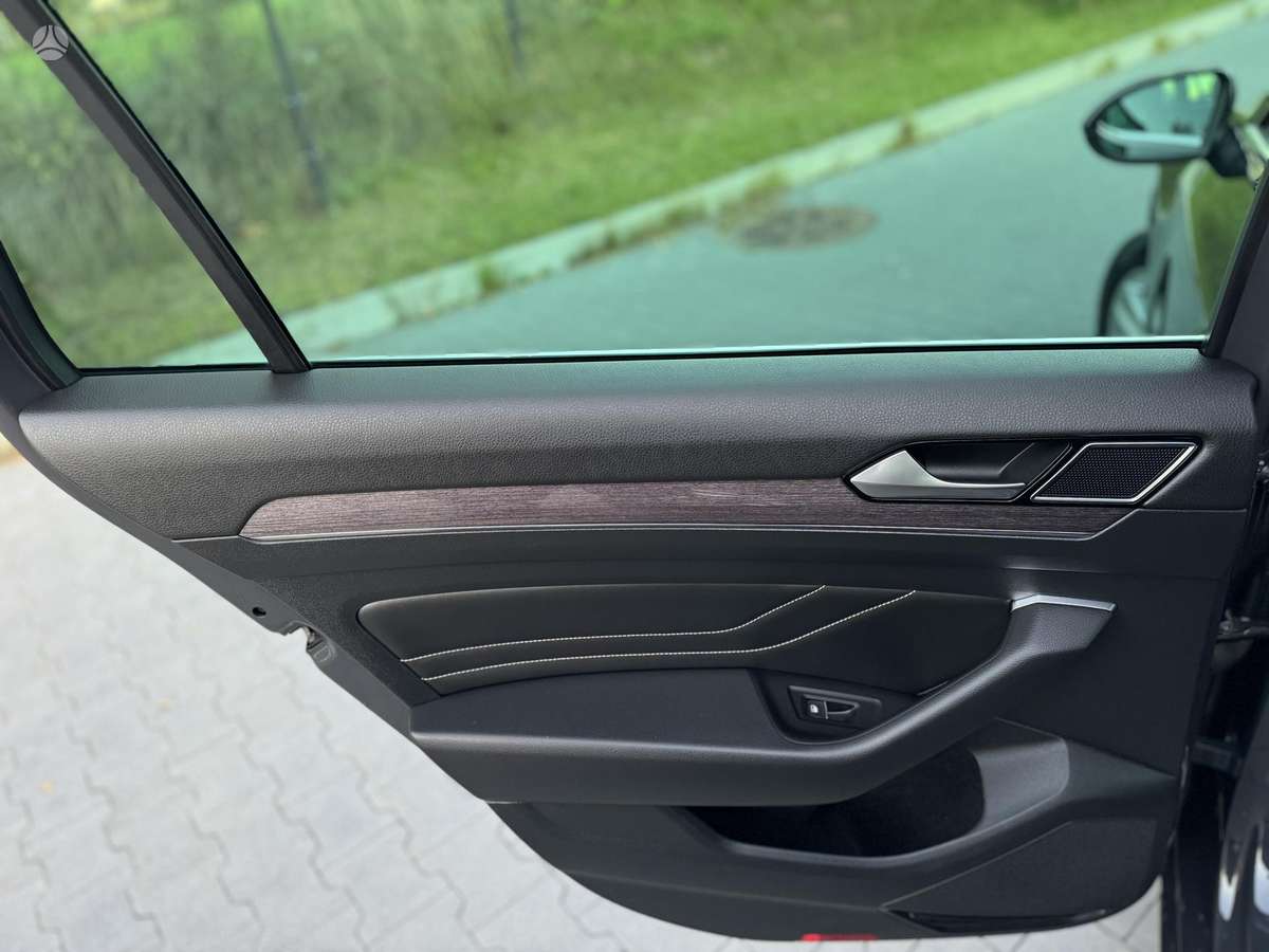 Volkswagen Passat, 2.0 l., Универсал