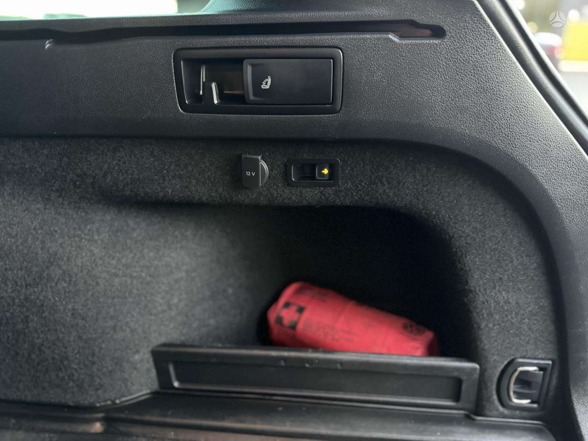 Volkswagen Passat, 2.0 l., Универсал