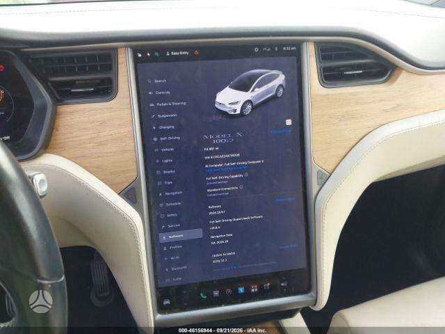 Tesla Model X, visureigis / krosoveris
