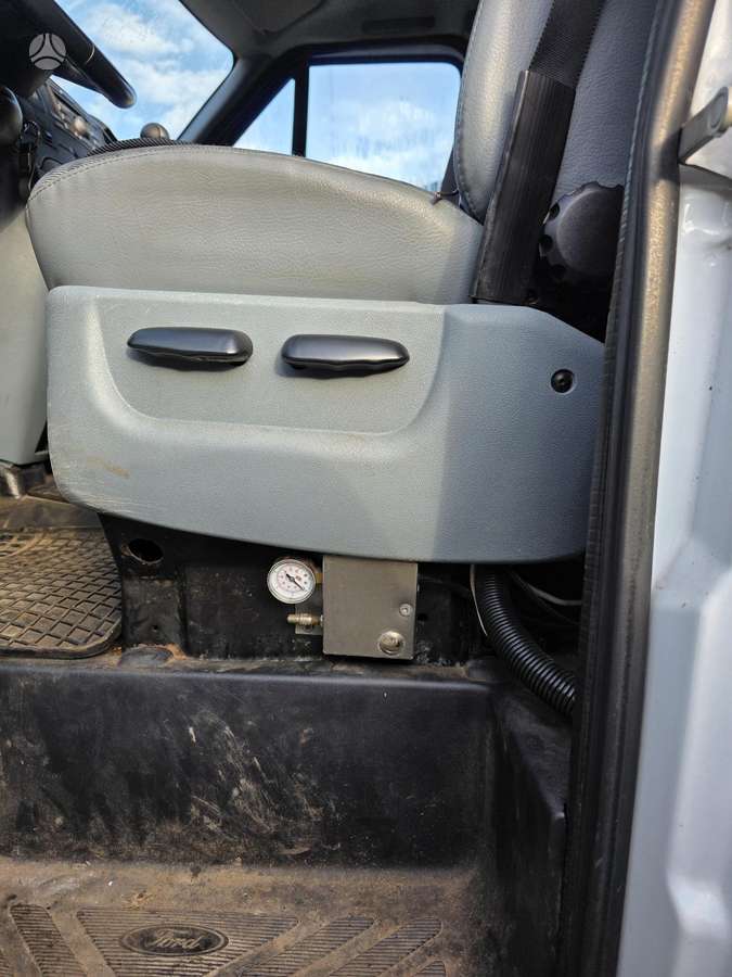 Ford Tranzit, автовозы