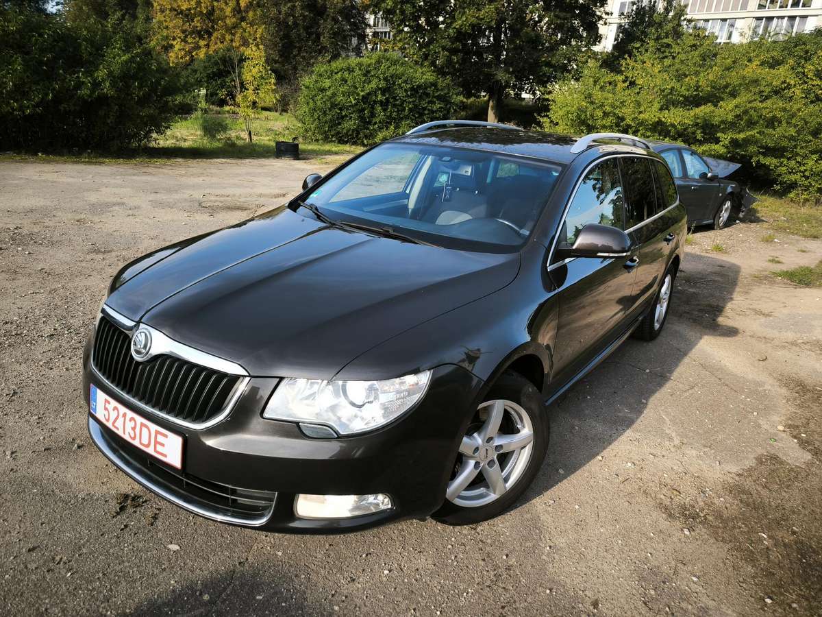 Skoda Superb, 2.0 l., universalas
