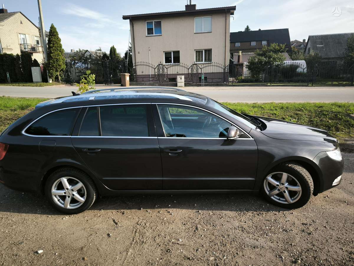 Skoda Superb, 2.0 l., universalas