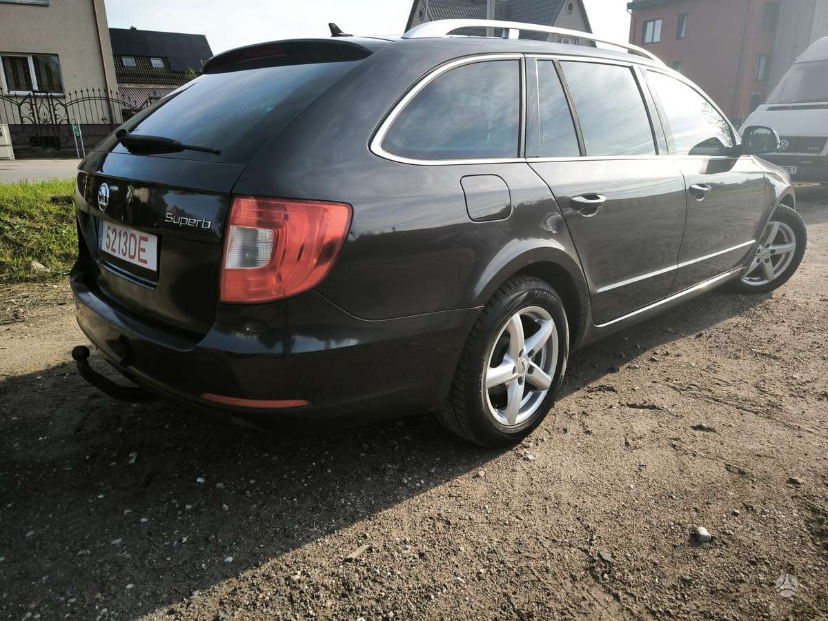 Skoda Superb, 2.0 l., universalas