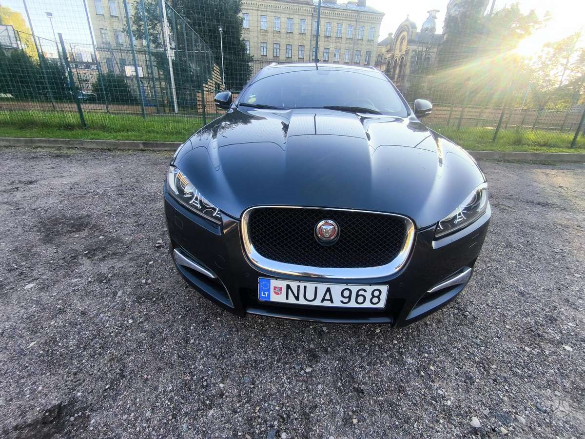 Jaguar XF, 2.2 l., wagon