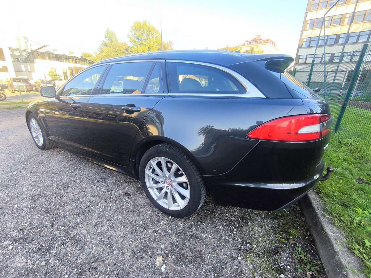 Jaguar XF, 2.2 l., wagon