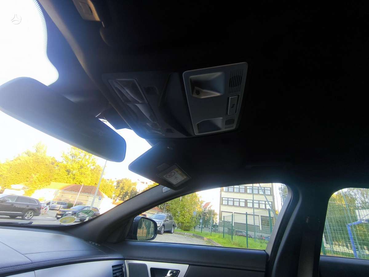 Jaguar XF, 2.2 l., wagon