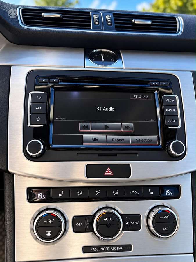 Volkswagen Passat, 2.0 l., Универсал