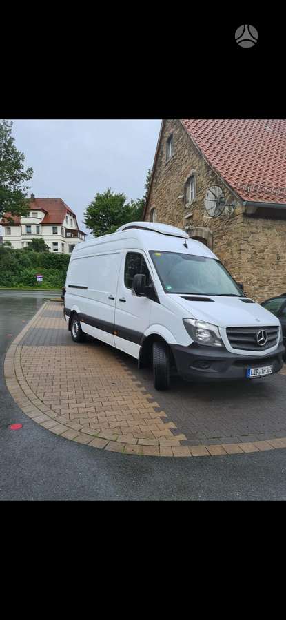 Mercedes-Benz Sprinter, cargo van