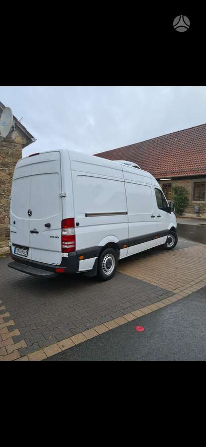 Mercedes-Benz Sprinter, cargo van