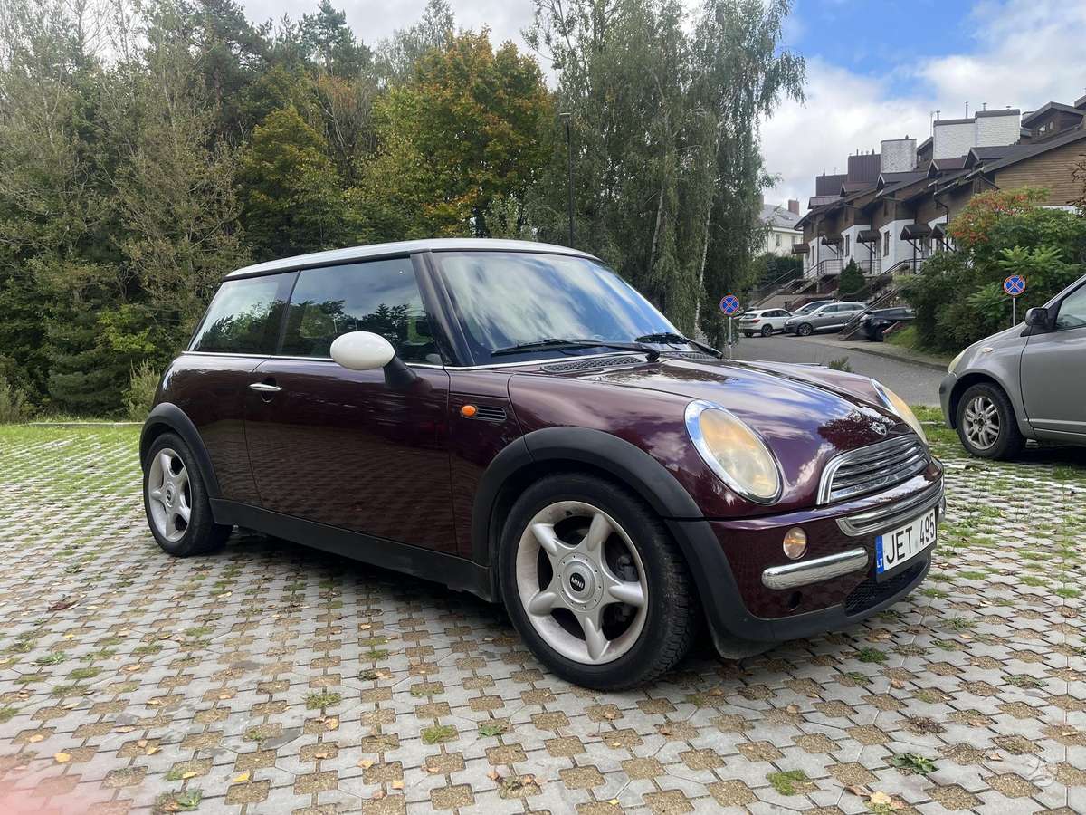 Mini Cooper, 1.6 l., hatchback