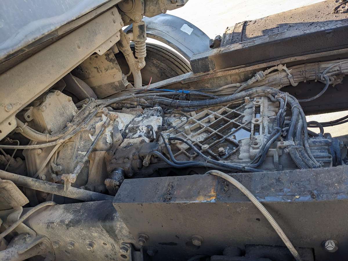 MAN F2000 18.293, trucks