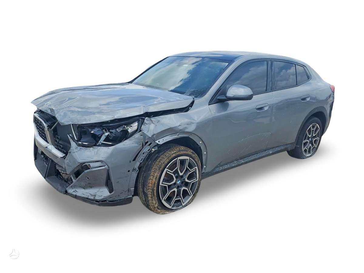 BMW X2 for parts