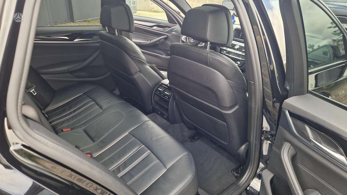 BMW 520, 2.0 l., wagon
