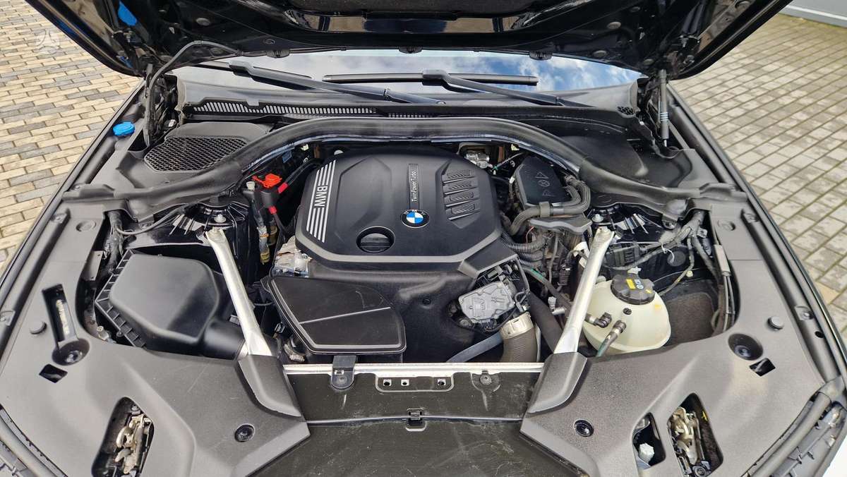 BMW 520, 2.0 l., wagon