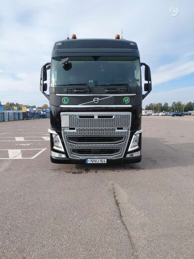 Volvo FH 500, double sleeper
