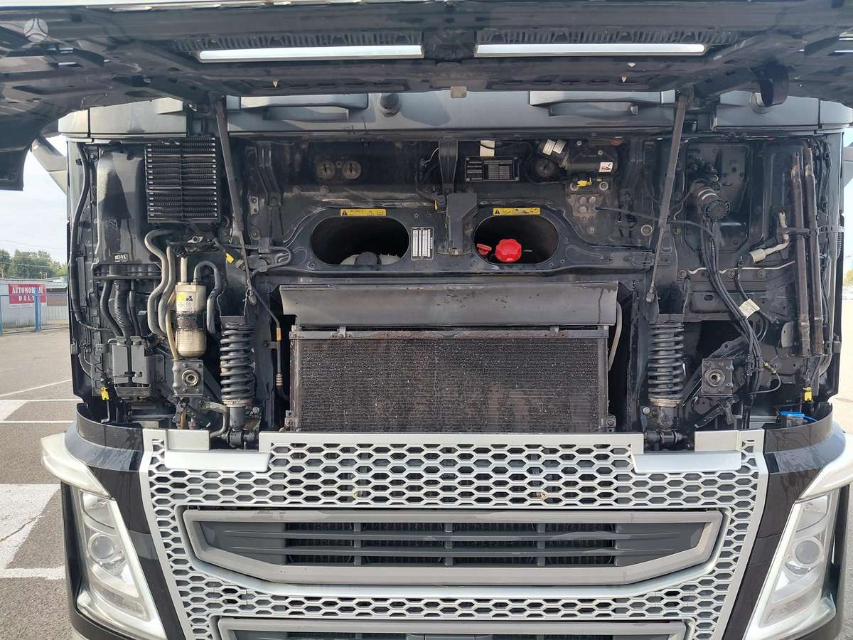 Volvo FH 500, double sleeper