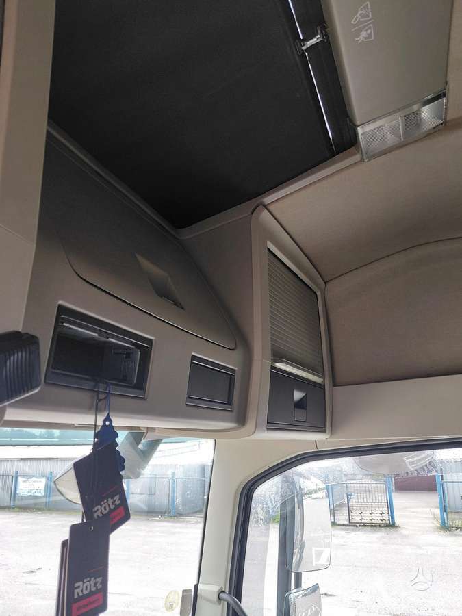 Volvo FH 500, double sleeper