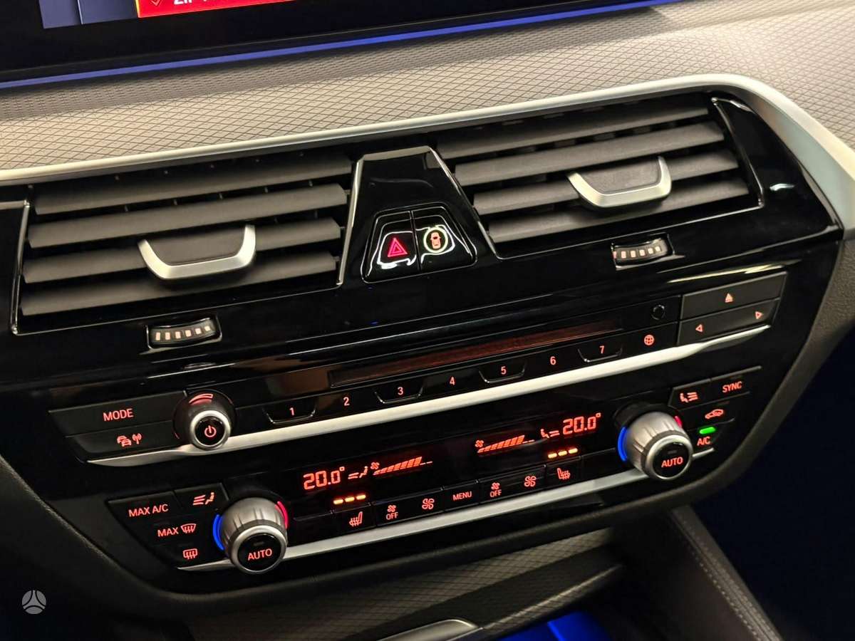 BMW 520, 2.0 l., wagon