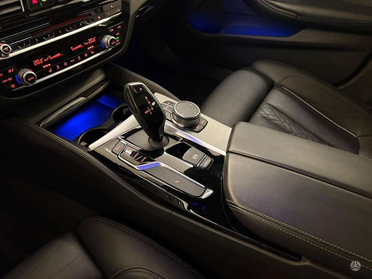 BMW 520, 2.0 l., wagon