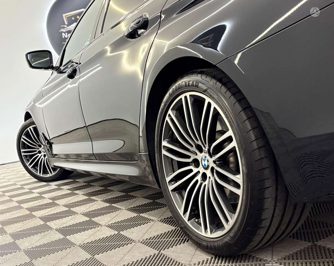 BMW 520, 2.0 l., wagon