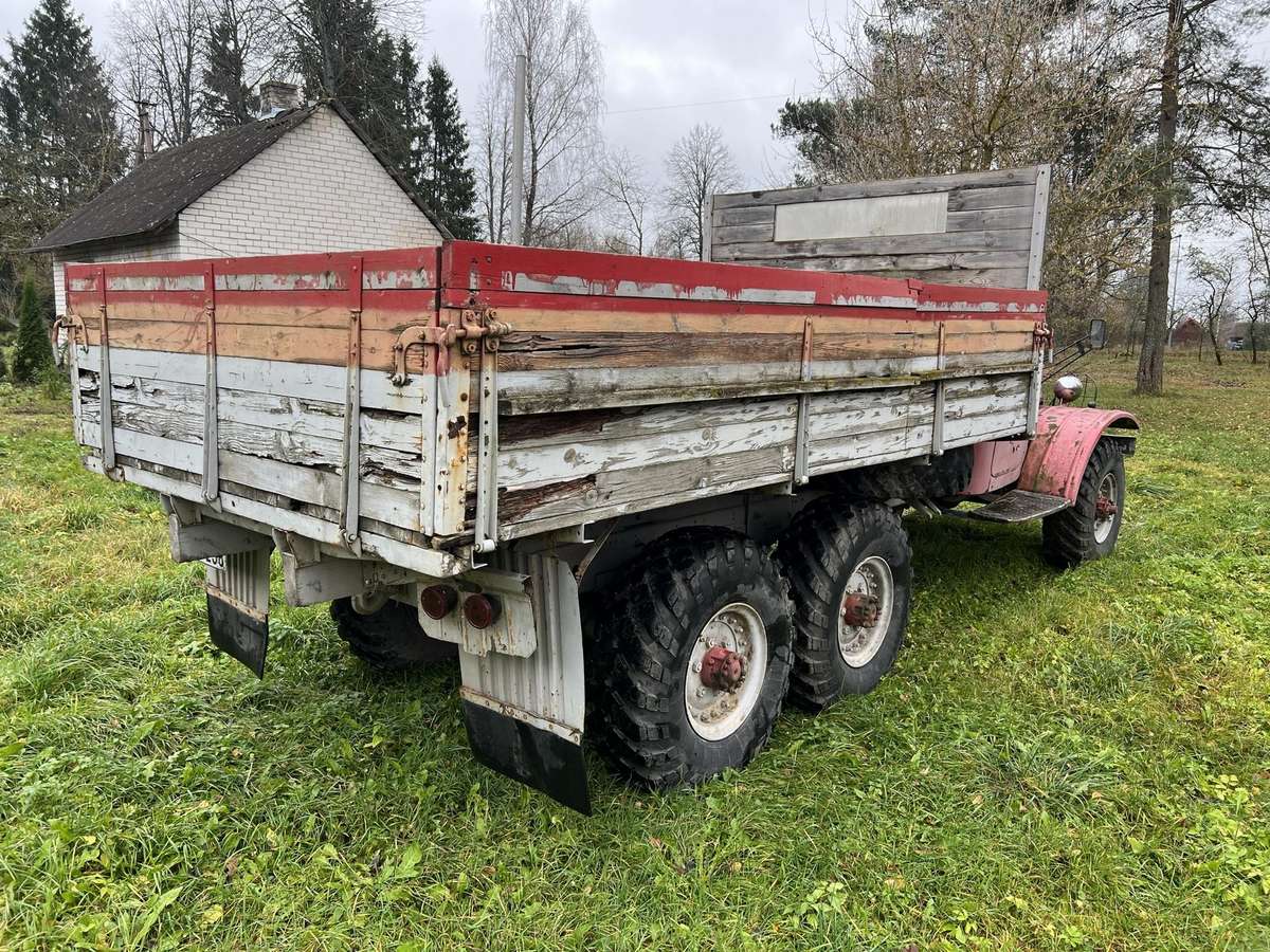 ZIL 157, bortiniai