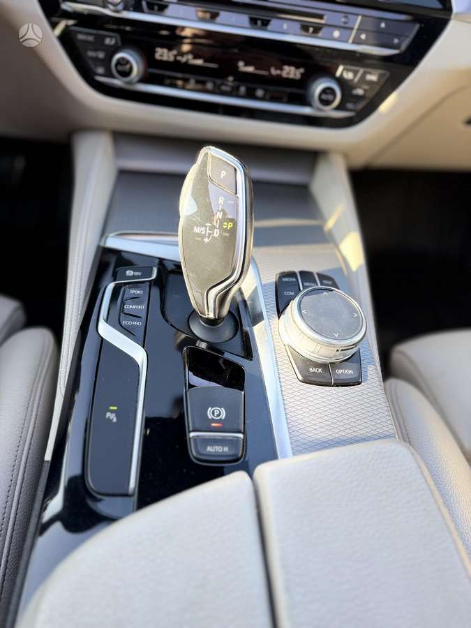 BMW 520, 2.0 l., Универсал