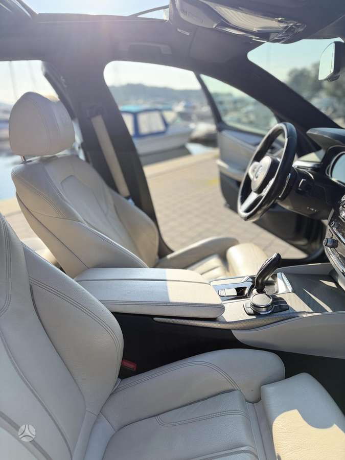BMW 520, 2.0 l., Универсал