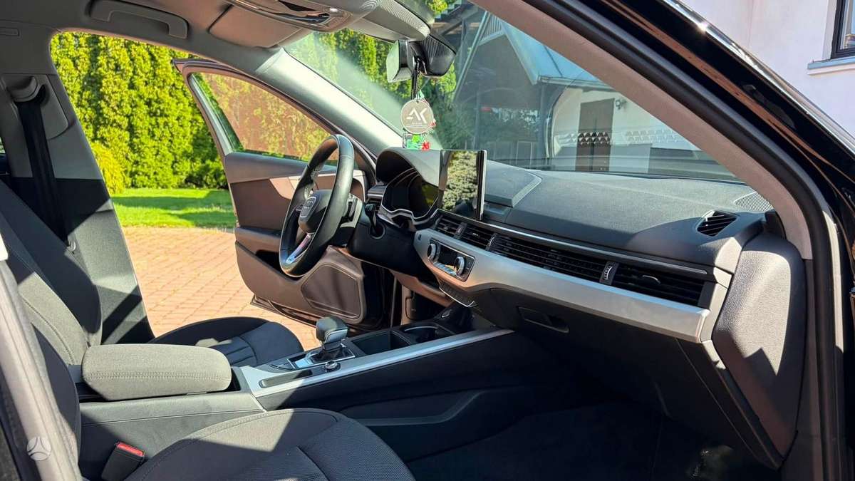 Audi A4, 2.0 l., Универсал