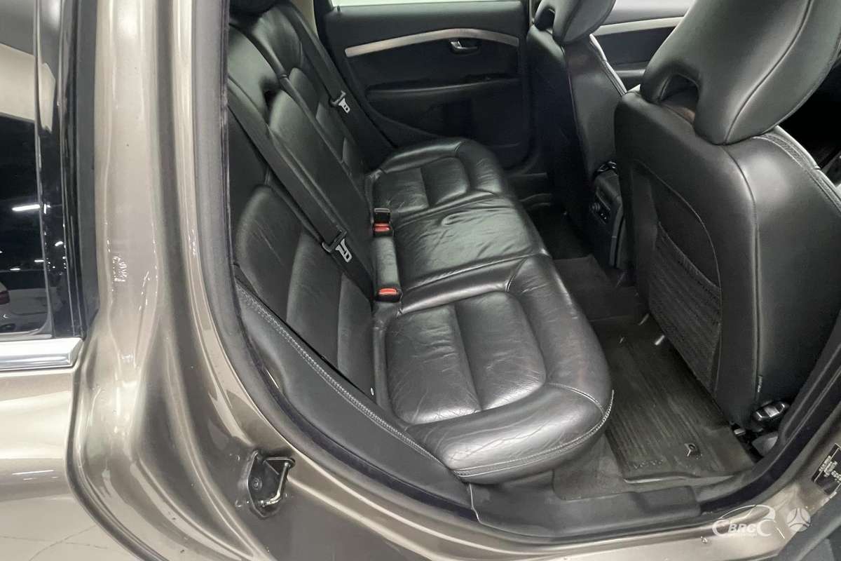 Volvo XC70, 2.4 l., Универсал