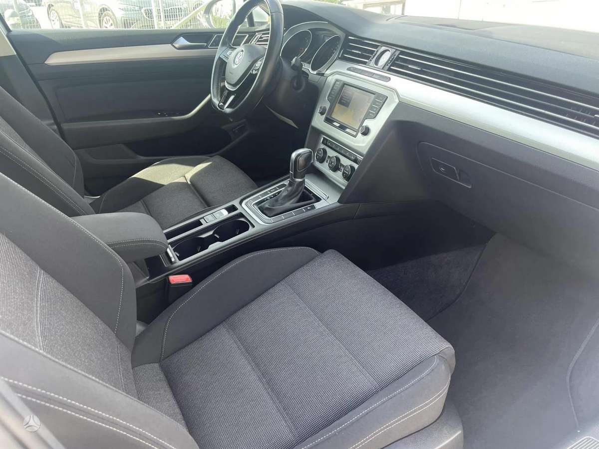 Volkswagen Passat, 2.0 l., Универсал