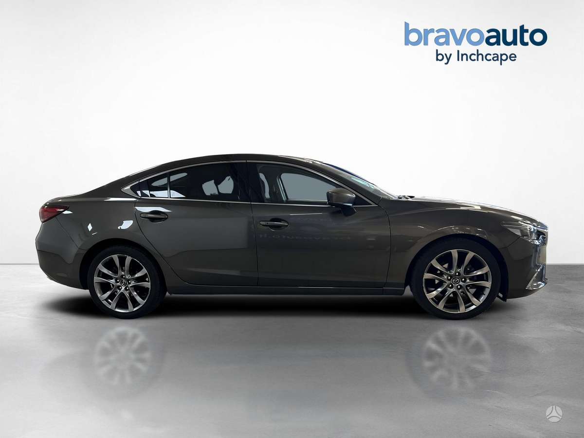 Mazda 6, 2.5 l., Седан