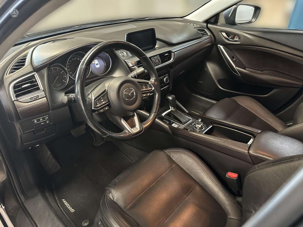 Mazda 6, 2.5 l., Седан