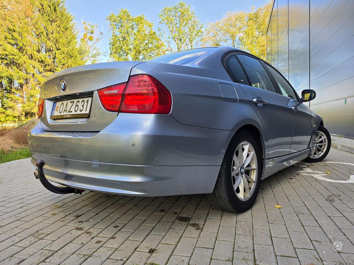 BMW 318, 2.0 l., Седан