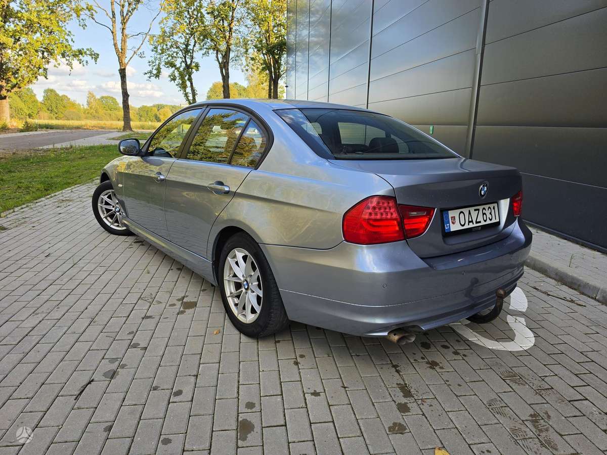 BMW 318, 2.0 l., Седан