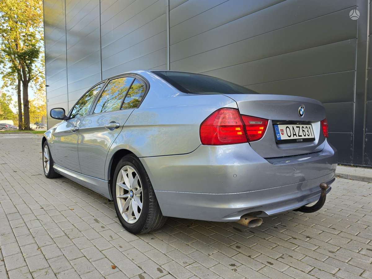BMW 318, 2.0 l., Седан