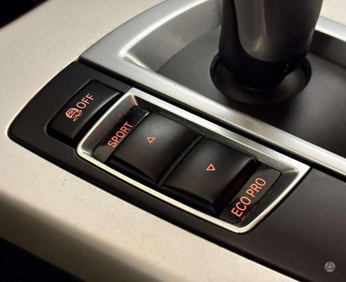 BMW X4, 2.0 l., off-road / crossover