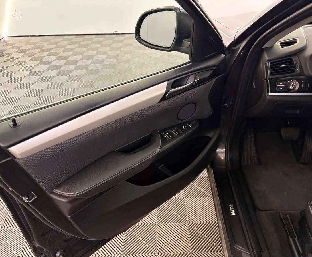 BMW X4, 2.0 l., off-road / crossover