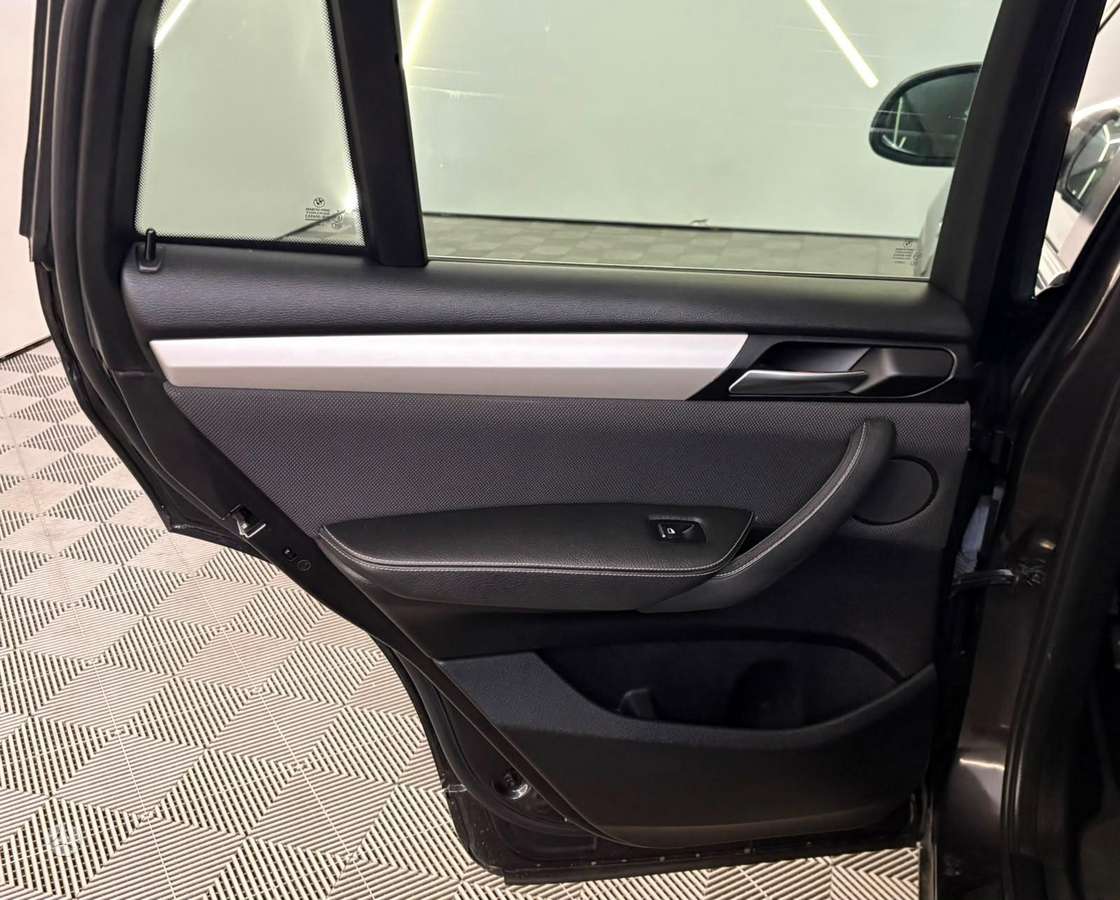 BMW X4, 2.0 l., off-road / crossover