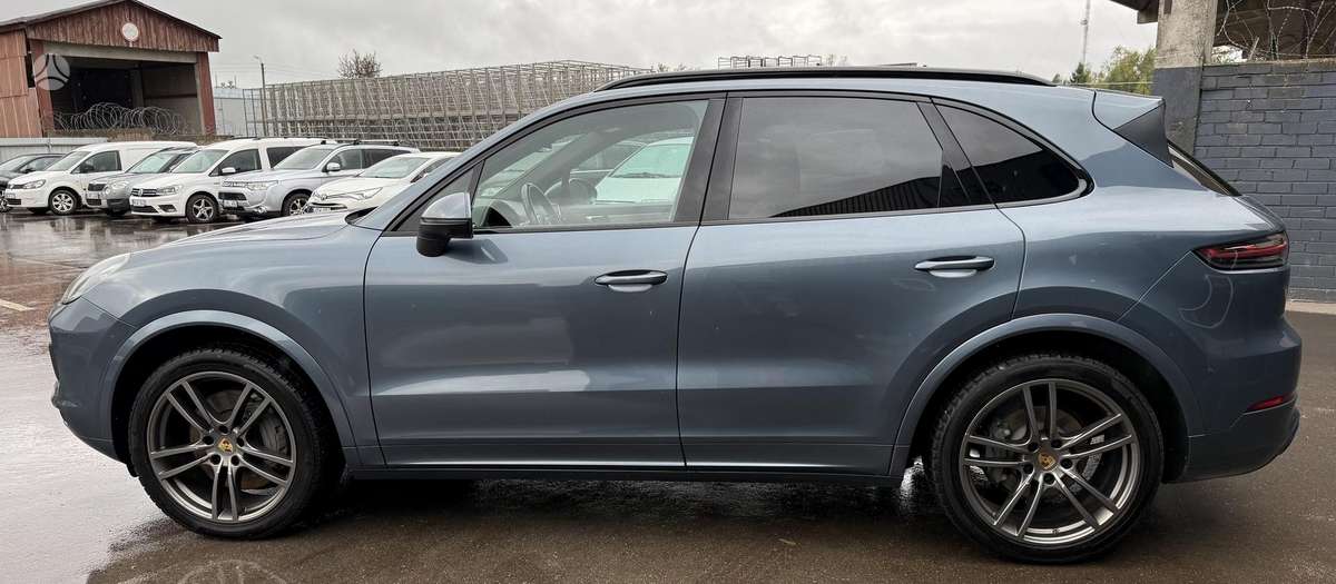 Porsche Cayenne, 2.9 l., off-road / crossover