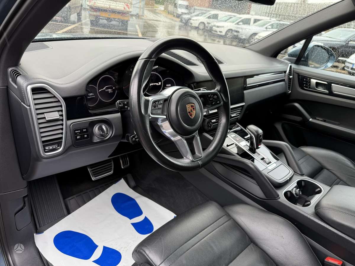 Porsche Cayenne, 2.9 l., Внедорожник / Кроссовер