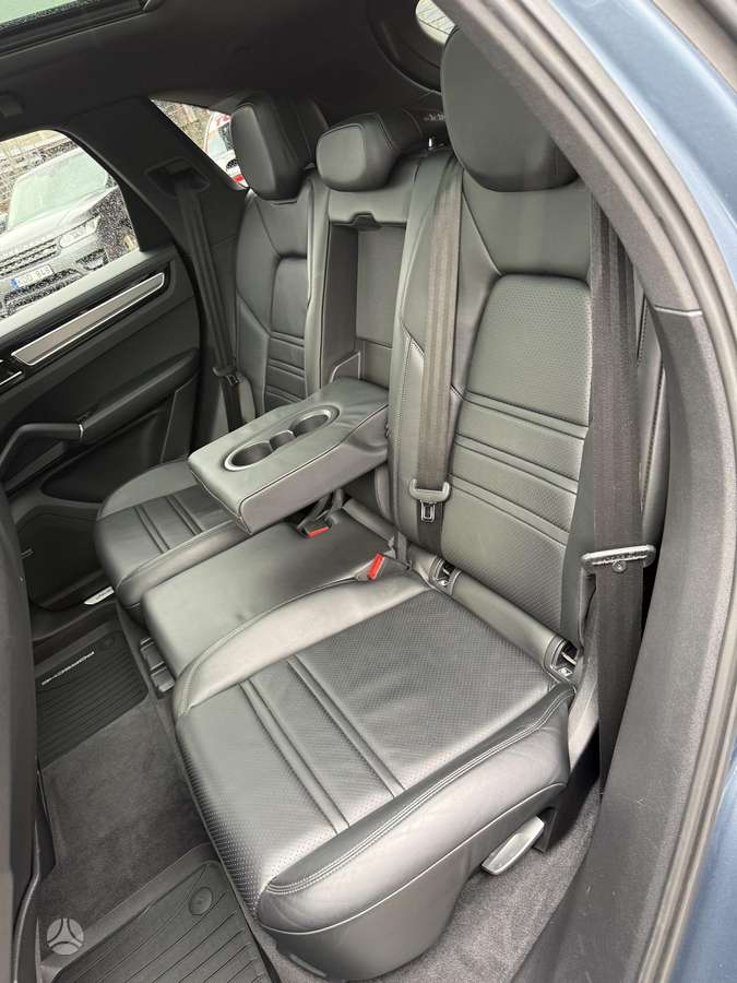Porsche Cayenne, 2.9 l., Внедорожник / Кроссовер