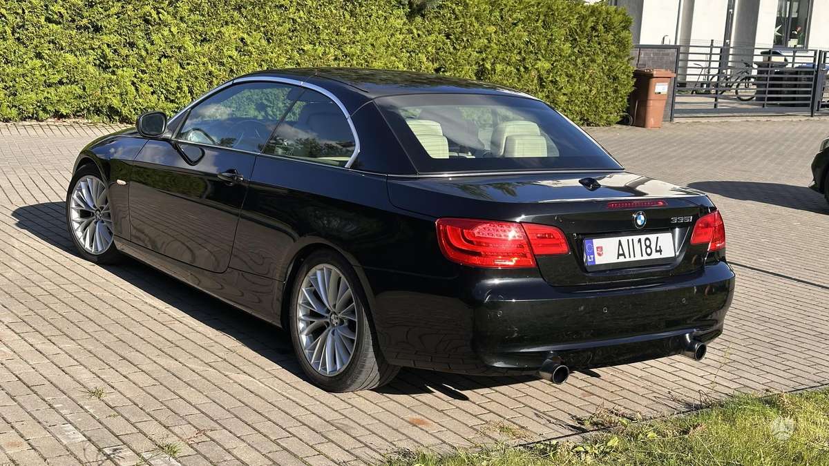 BMW 335, 3.0 l., convertible